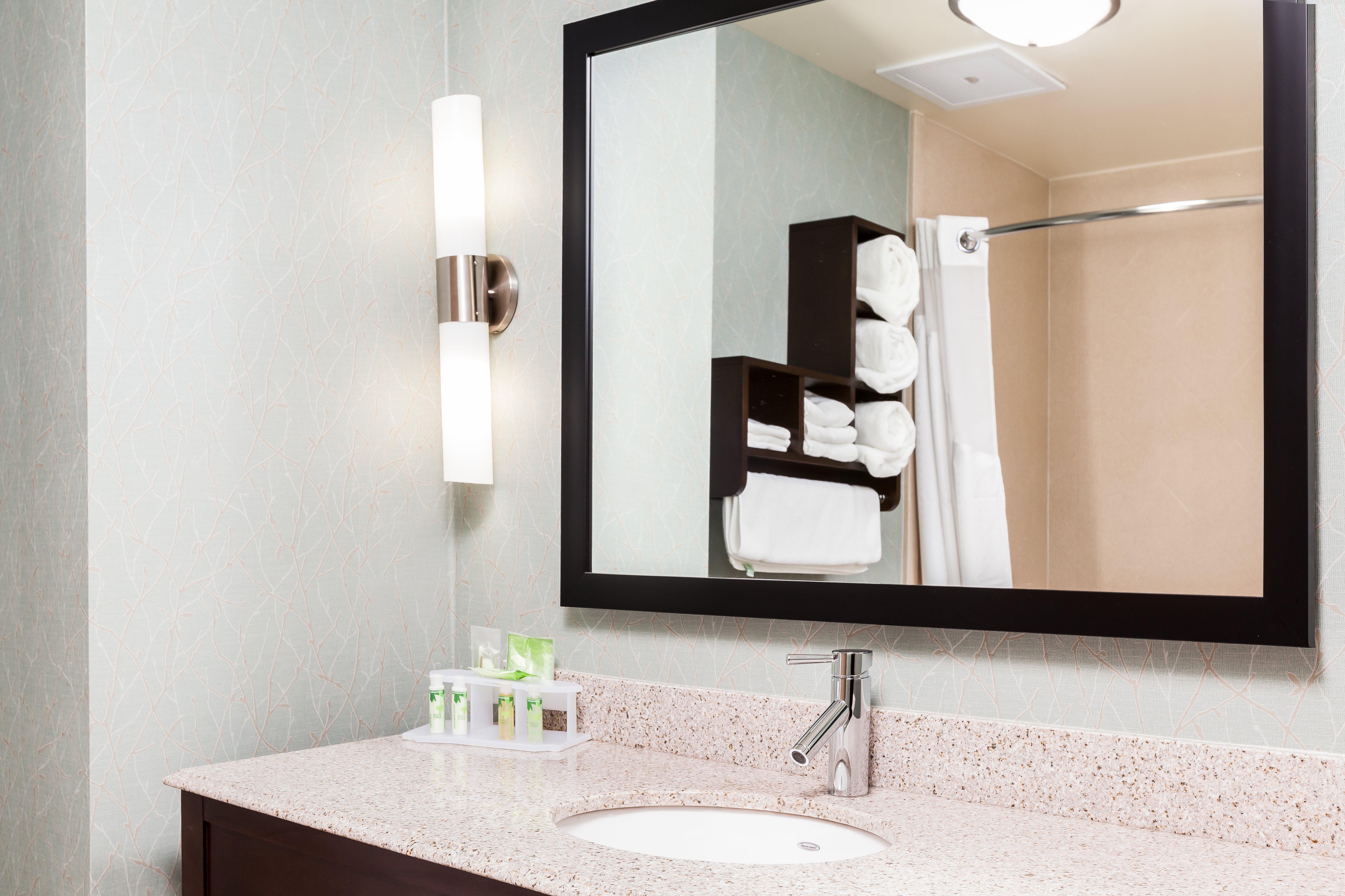 Holiday Inn Express & Suites Eureka By Ihg מראה חיצוני תמונה
