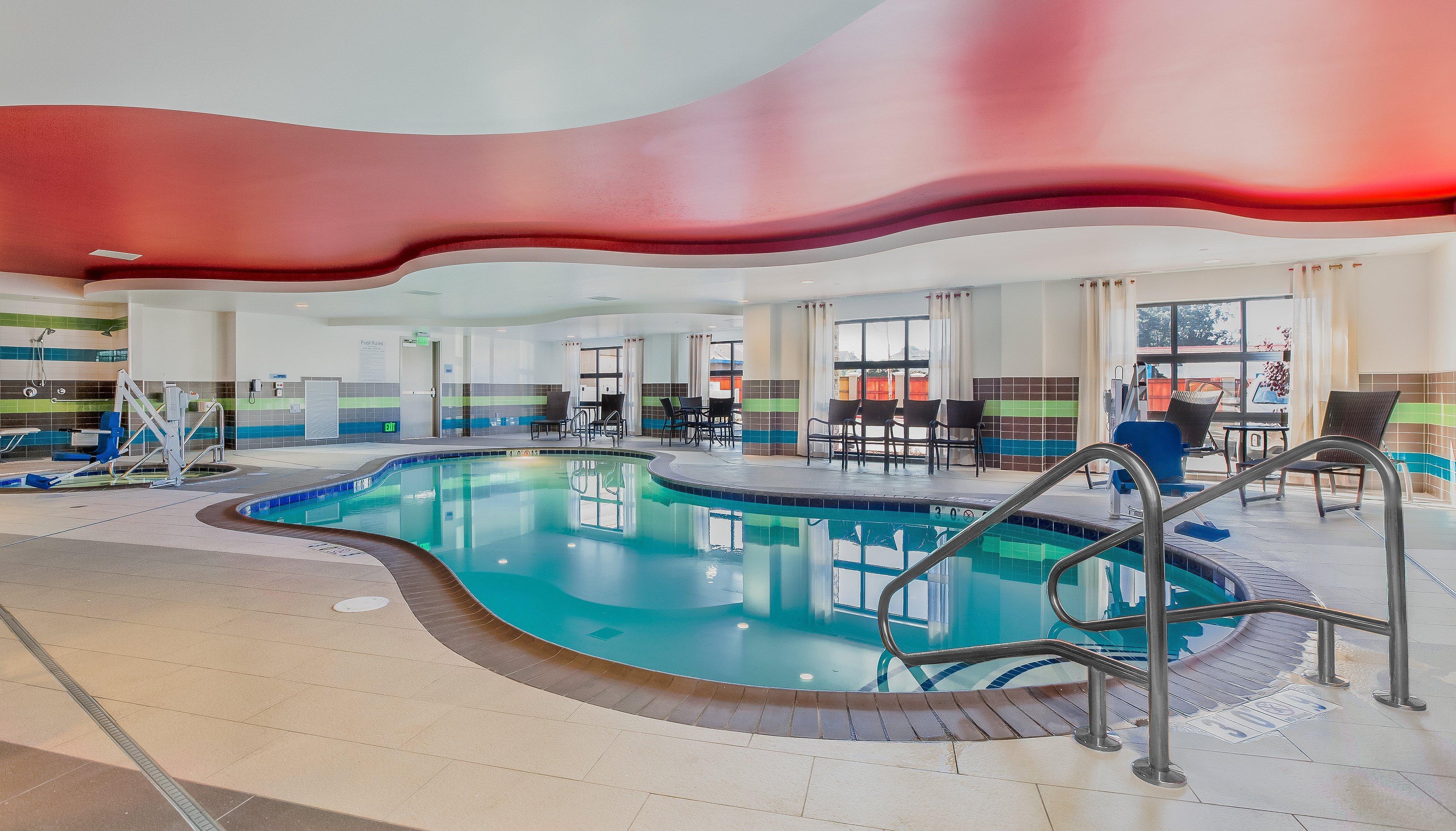 Holiday Inn Express & Suites Eureka By Ihg מראה חיצוני תמונה